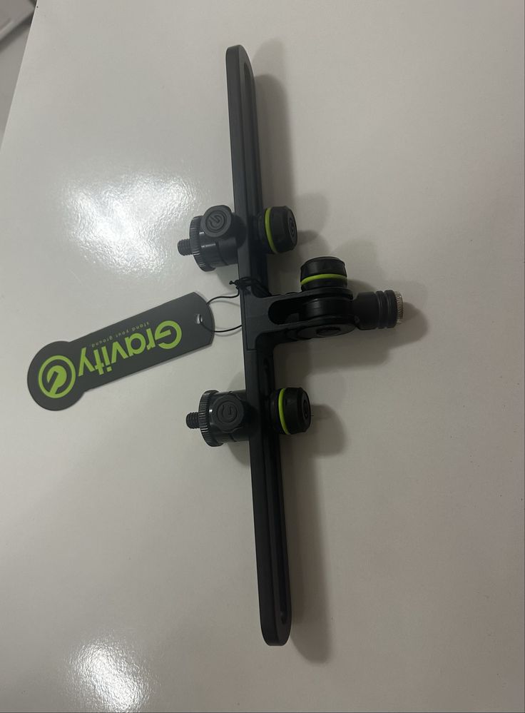 GRAVITY MS STB 01 PRO Стойка за два микрофона.