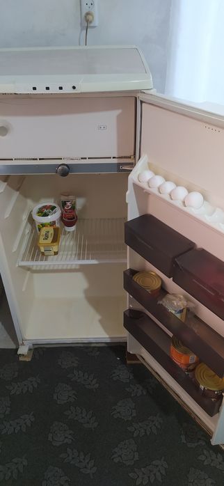 Холодильник бирюса