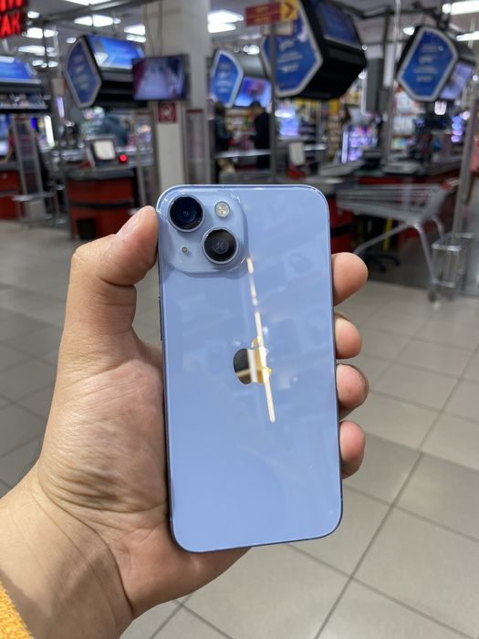 Продам Айфон 14