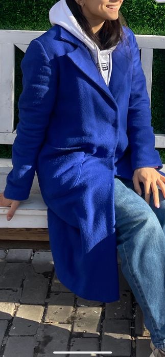 Отдам пальто женское синее размер s