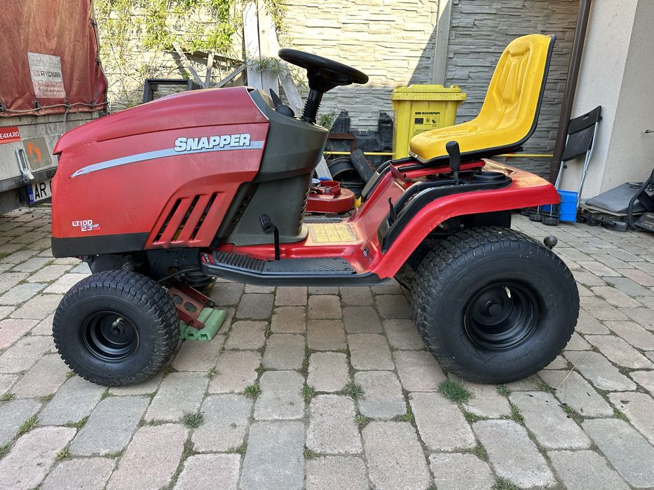 Vand Tractoras tuns iarba Snapper 23CP