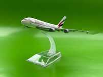 Airbus A380 Emirates модел
