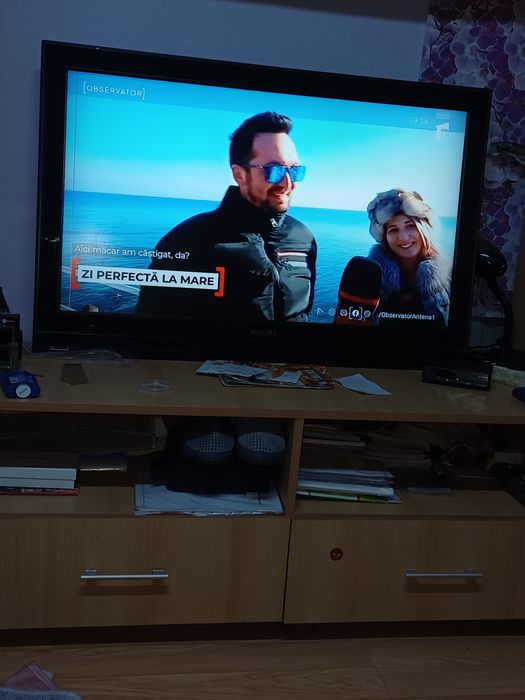 Televizoare LED    2 in stare perfecta  de functionarecta de functiona