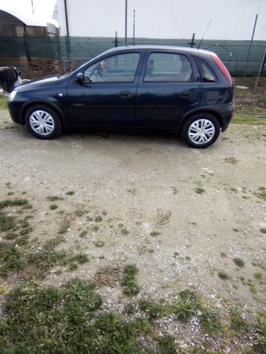 Vînd foarte urgent Opel CORSA C 1.2benzină fiscal pe loc