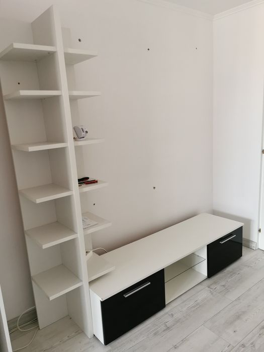 Vand comoda TV living