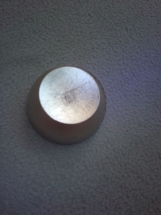 Magnet pentru desfacut alarme