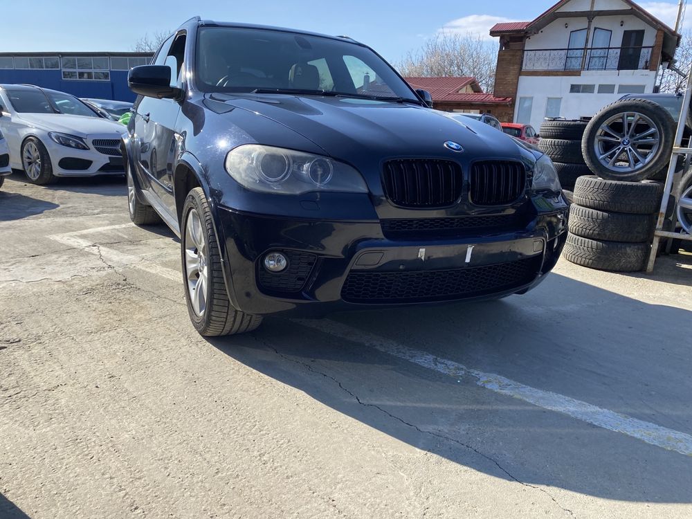 Aripă stânga față BMW X5 E70 facelift