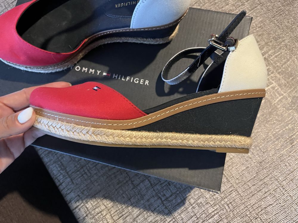 Сандали Tommy Hilfiger