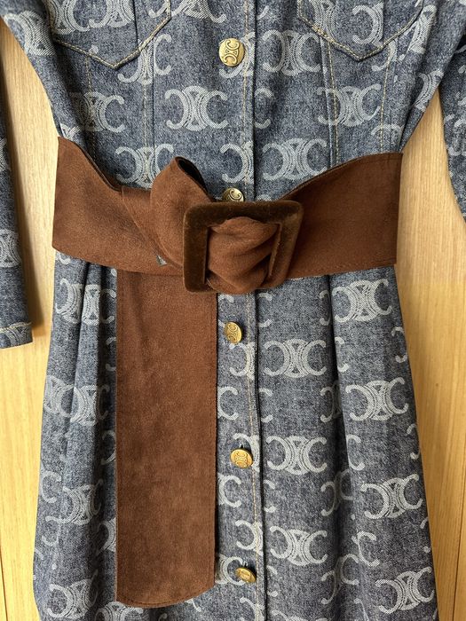 Дънкова рокля, тип риза