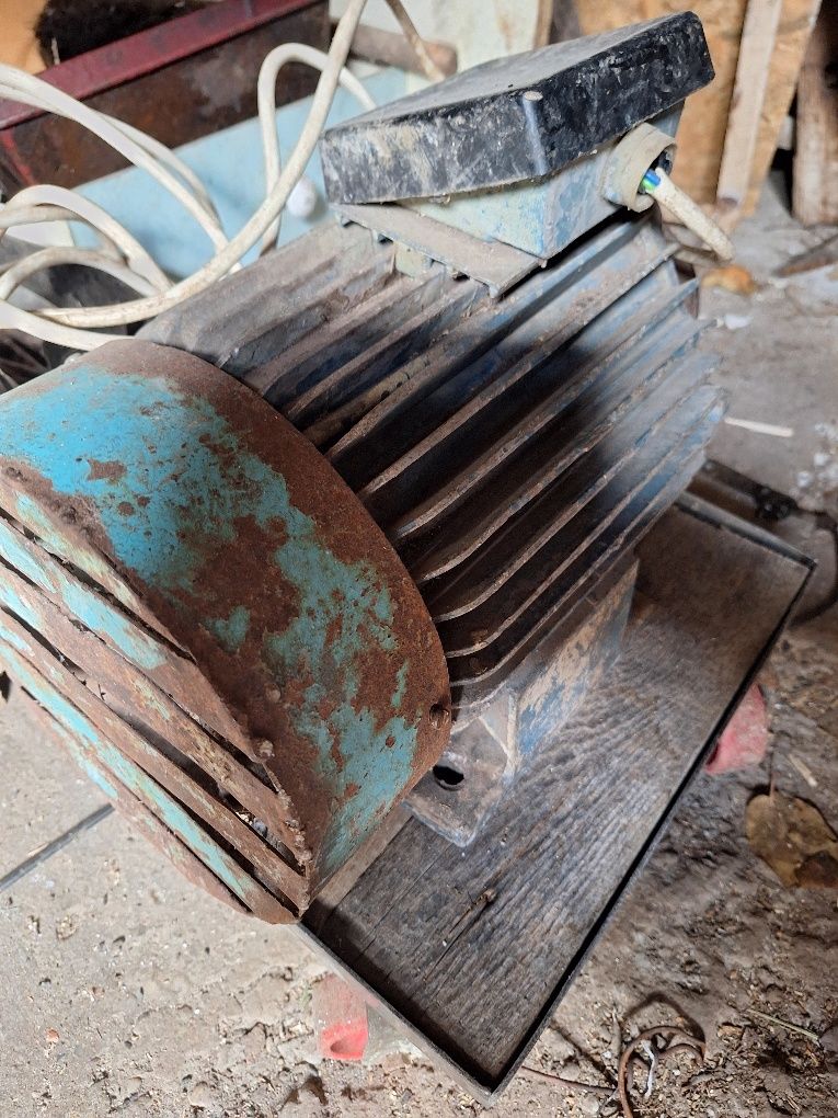 Motor trifazic 4 KW 1500 rot.