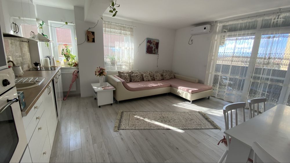 Vand apartament 3 camere, 2 bai