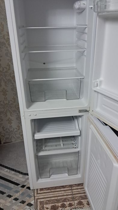 Продам холодилник в хорошем состоянии