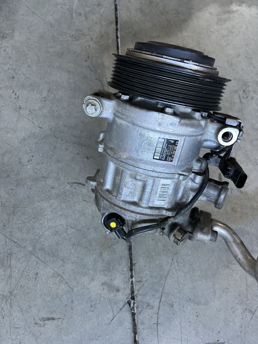 Compresor clima AC Mercedes A0008300302