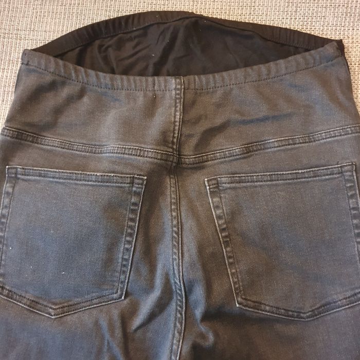 Pantaloni de gravide