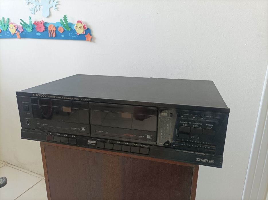 Продам Kenwood kx-57cw stereo cassette deck.