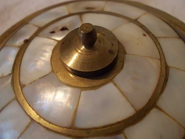 Стара купа Месинг и седеф