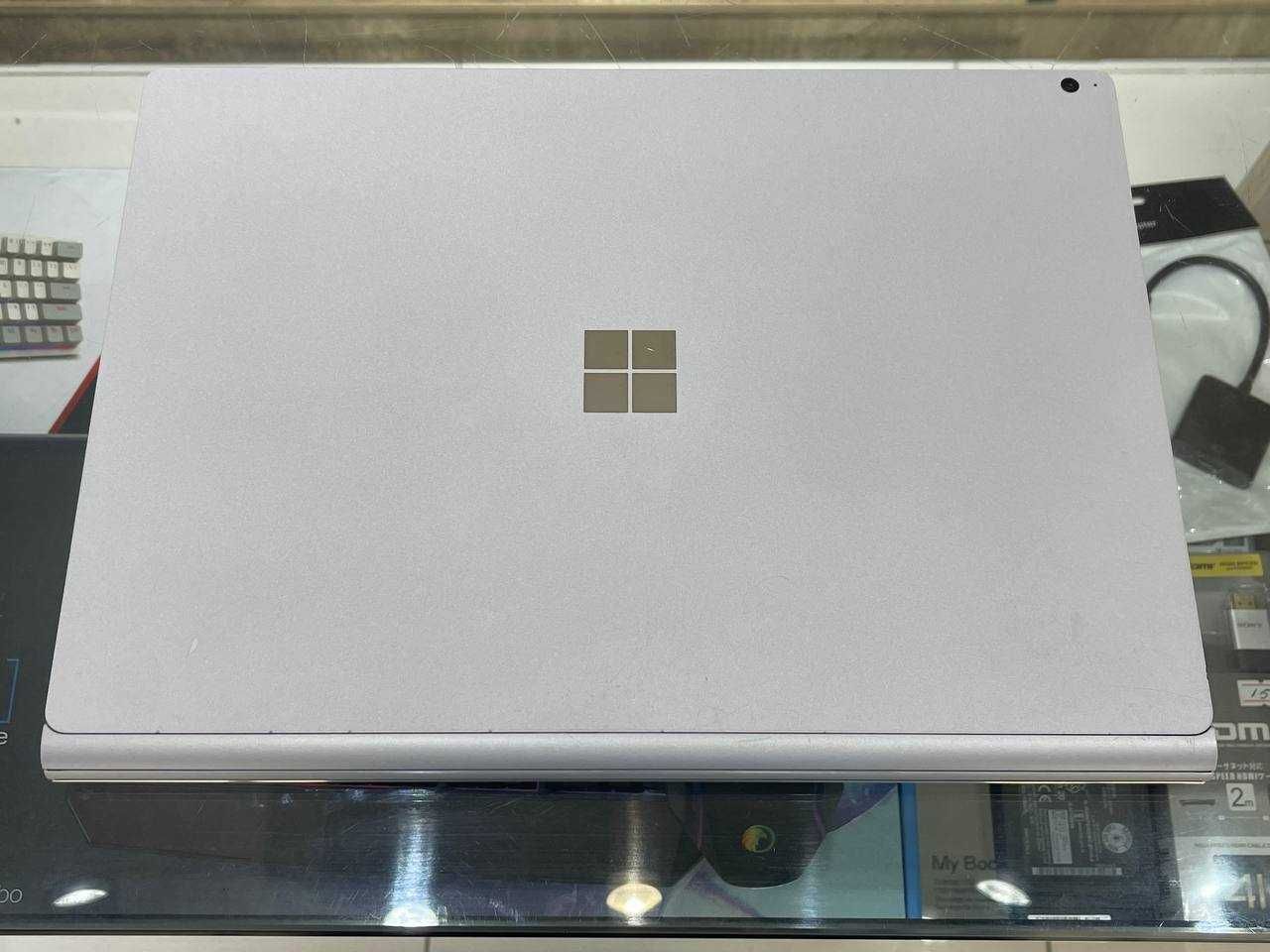 Microsoft Surface book 3 CORE i7-1065G7 ram 16 ssd 256 GTX 1660ti 6 gb