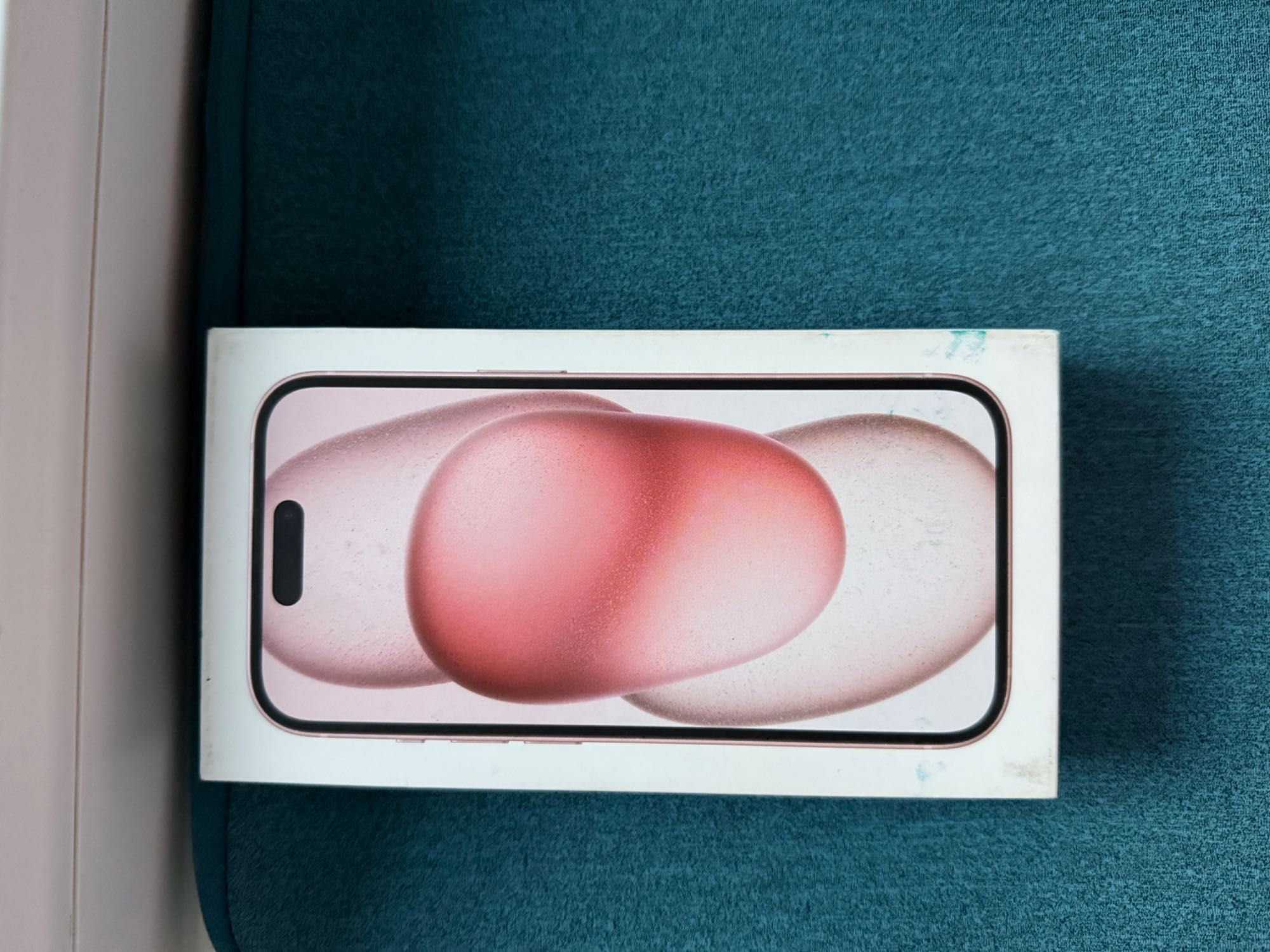 Apple iPhone 15 128Gb Dual Sim розовый