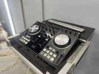 DJ Controller TRAKTOR KONTROL S2 MK2 + Case custom (cu/ fără licență)