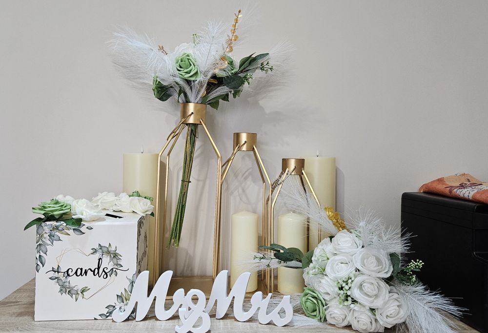 Сватбена украса в златно, зелено и бяло