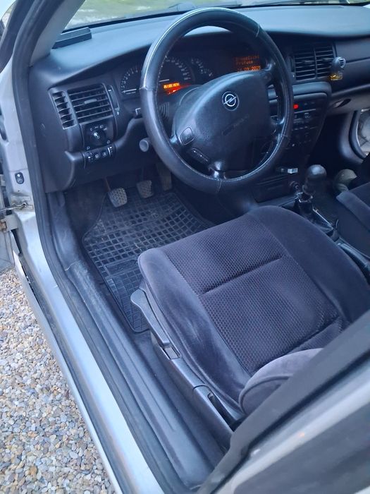 Opel Vectra (2001)