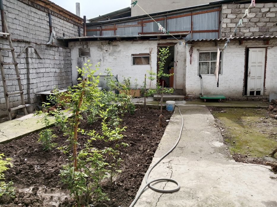 Дом продается 2,26 соток 4 комнат ул Гиждуванская. М. Ашрафий