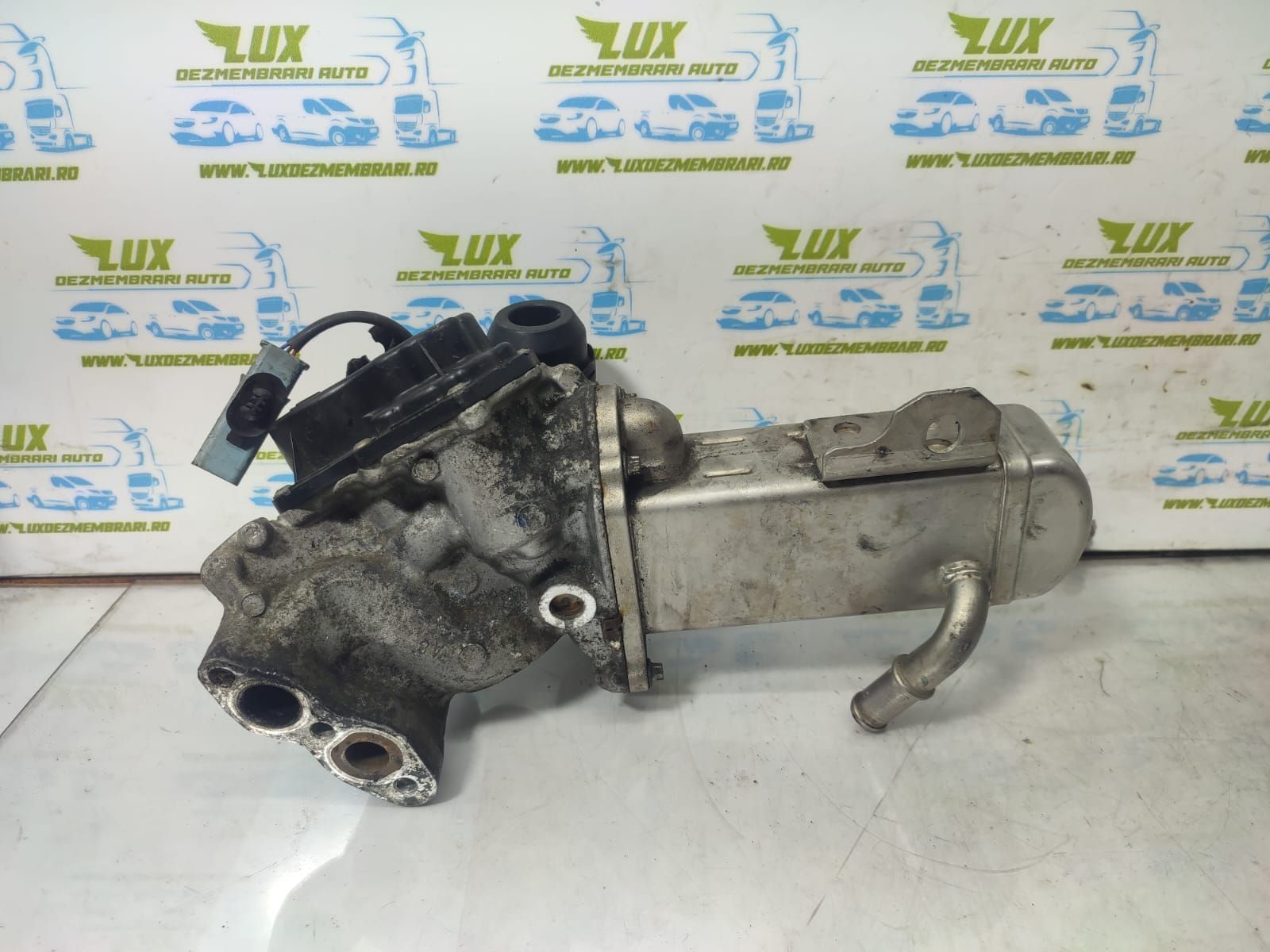 Racitor gaze cu EGR 2.0 tdci TXWA UFWA  v29004027 Ford Focus 3 [2011