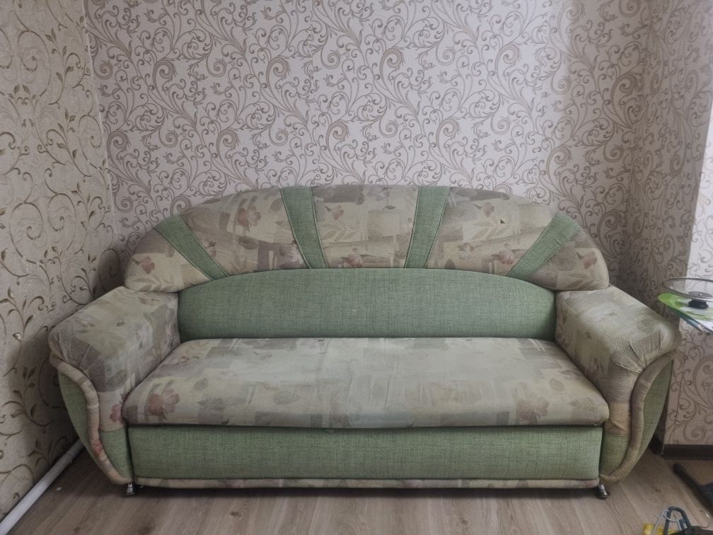 Мебель прихожая диван