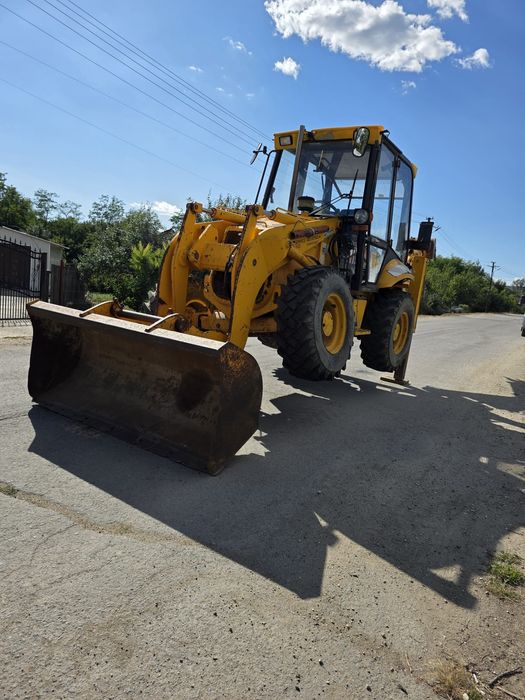 Buldoexcavator Jcb 2cx