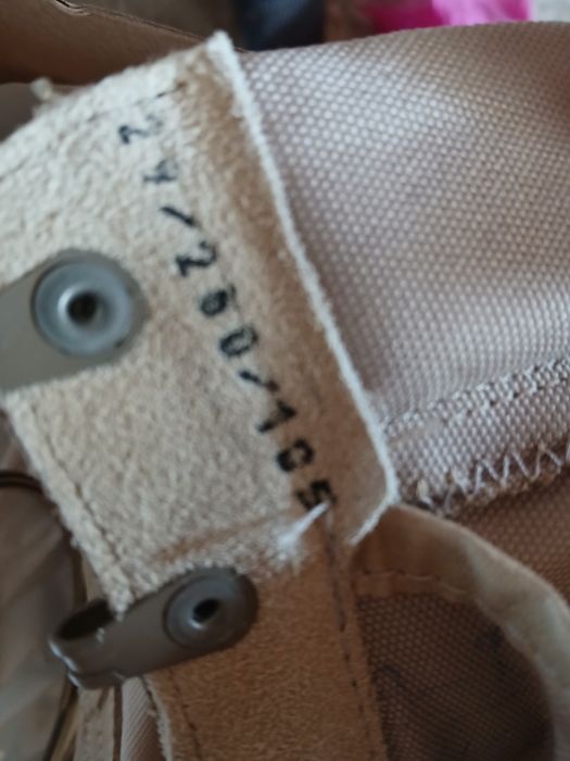 Vand 2 perechi bocanci  armata de vara