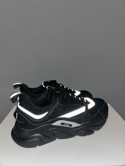 Dior B22 - reflective