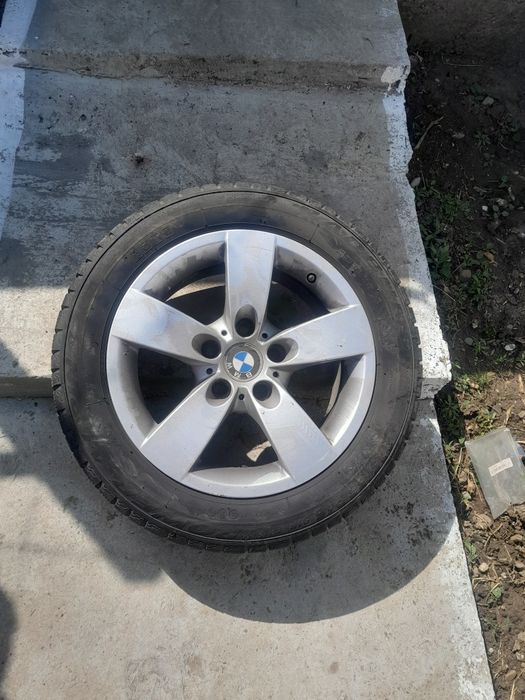 Vând jante bmw r16 cauciucuri bune folosite decât un sezon