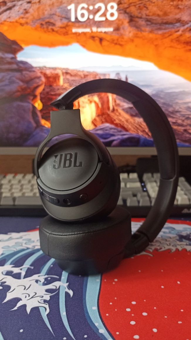 JBL tune 710Bt черные