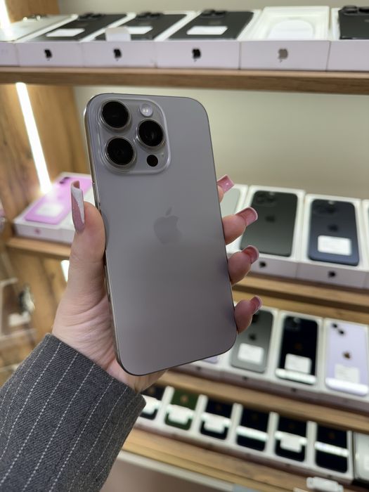 iphone 16 pro , 256 gb