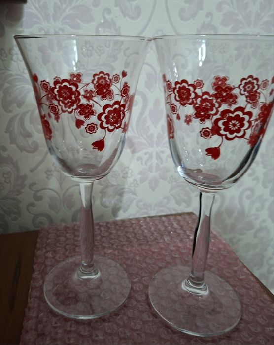 Бокалы красивые. 2шт.