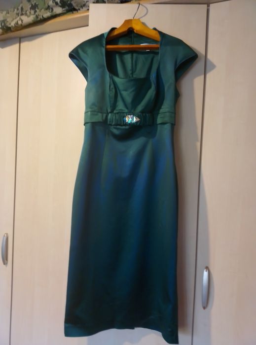 Платье нарядное белое  можно на  новый год   как костюм снежинки .