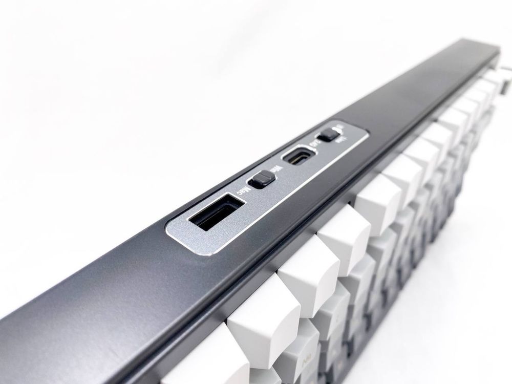 Keyboard Bluetooth Attack Shark RGB X85