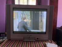 Продавам телевизор SAMSUNG CW-29K84N