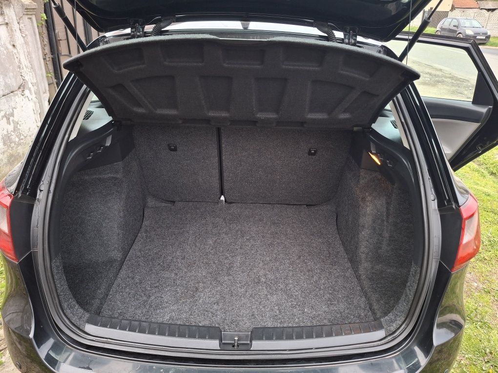 Seat Ibiza 2012 benzină