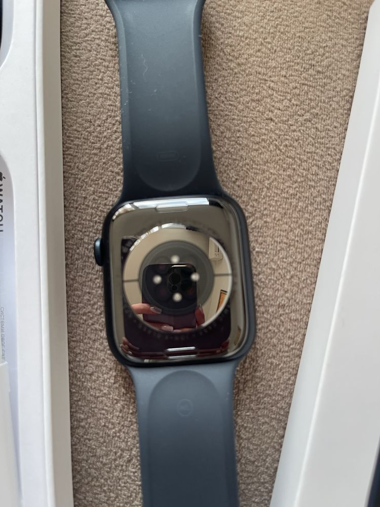 Apple Watch 9 series 45mm часовник смарт
