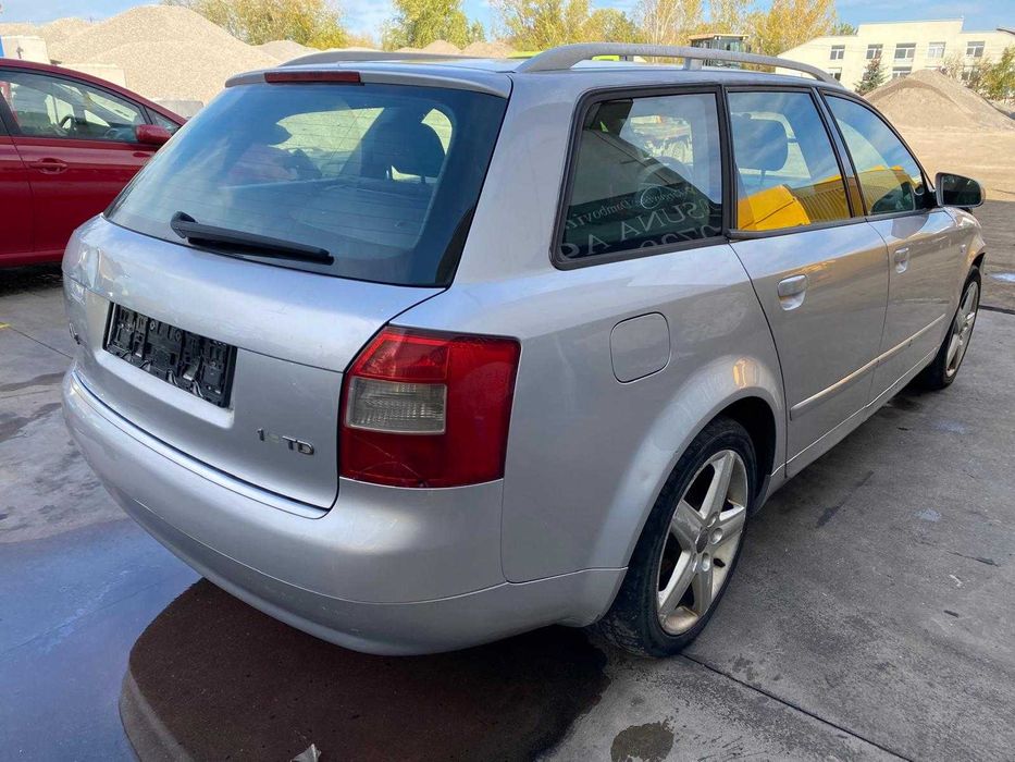 dezmembrez audi a4 b6 cod motor BRK /AWX/ bara spate a4 b6/hayon