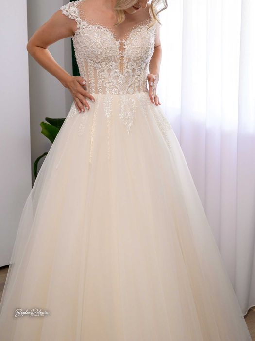 Rochie mireasa tip A