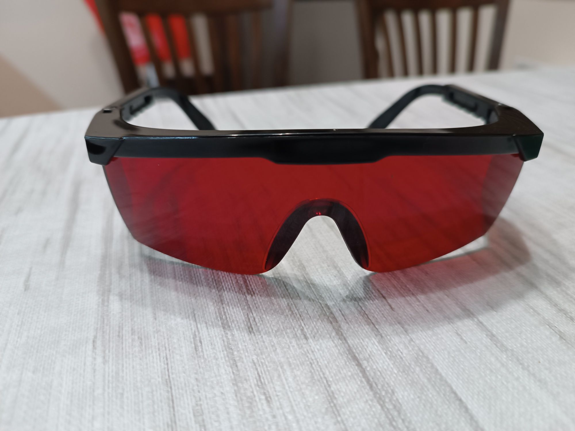 Очила за лазерен нивелир - червен/зелен цвят