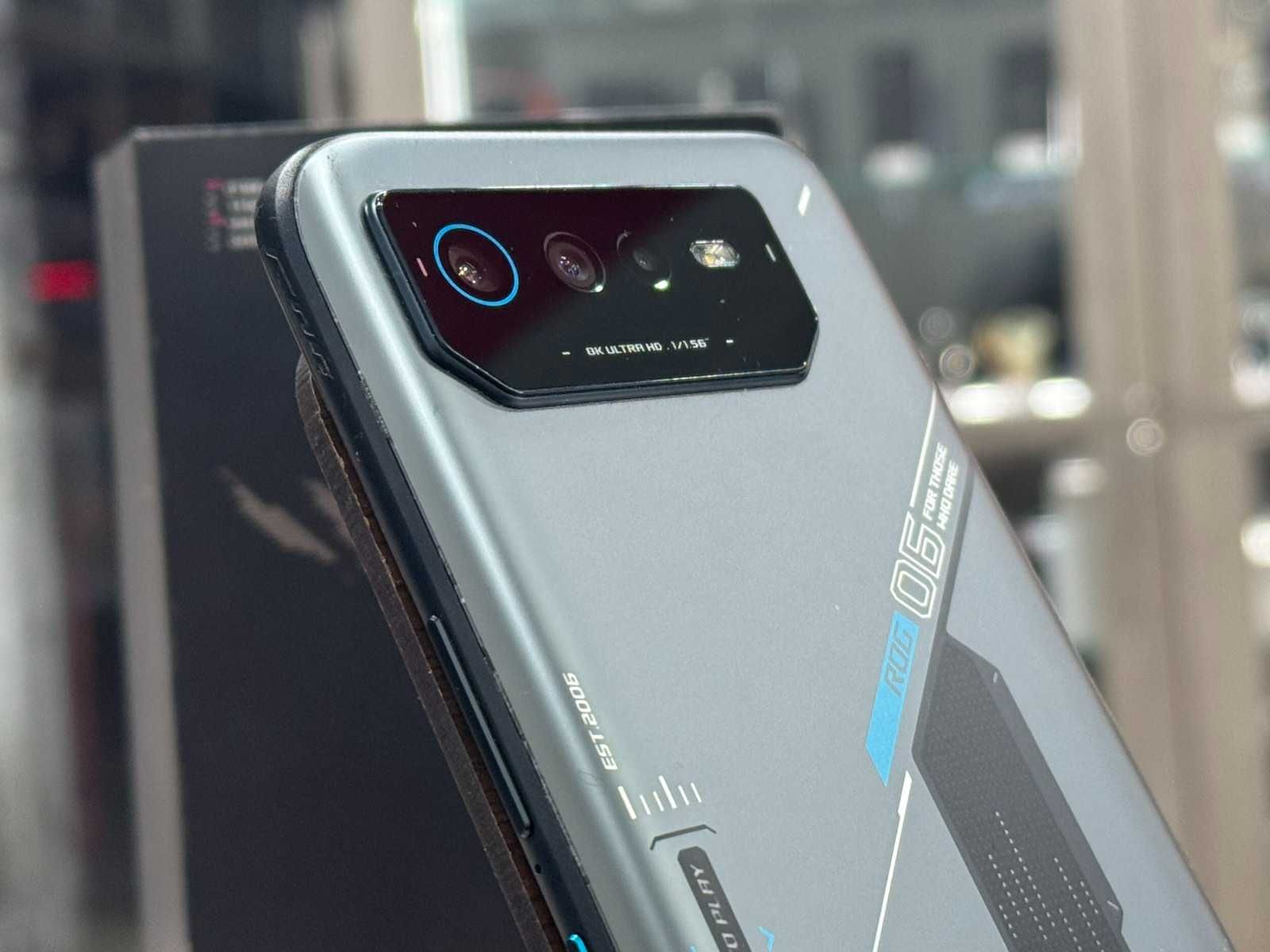Телефон Asus Rog Phone 6 / 256GB / Гаранция