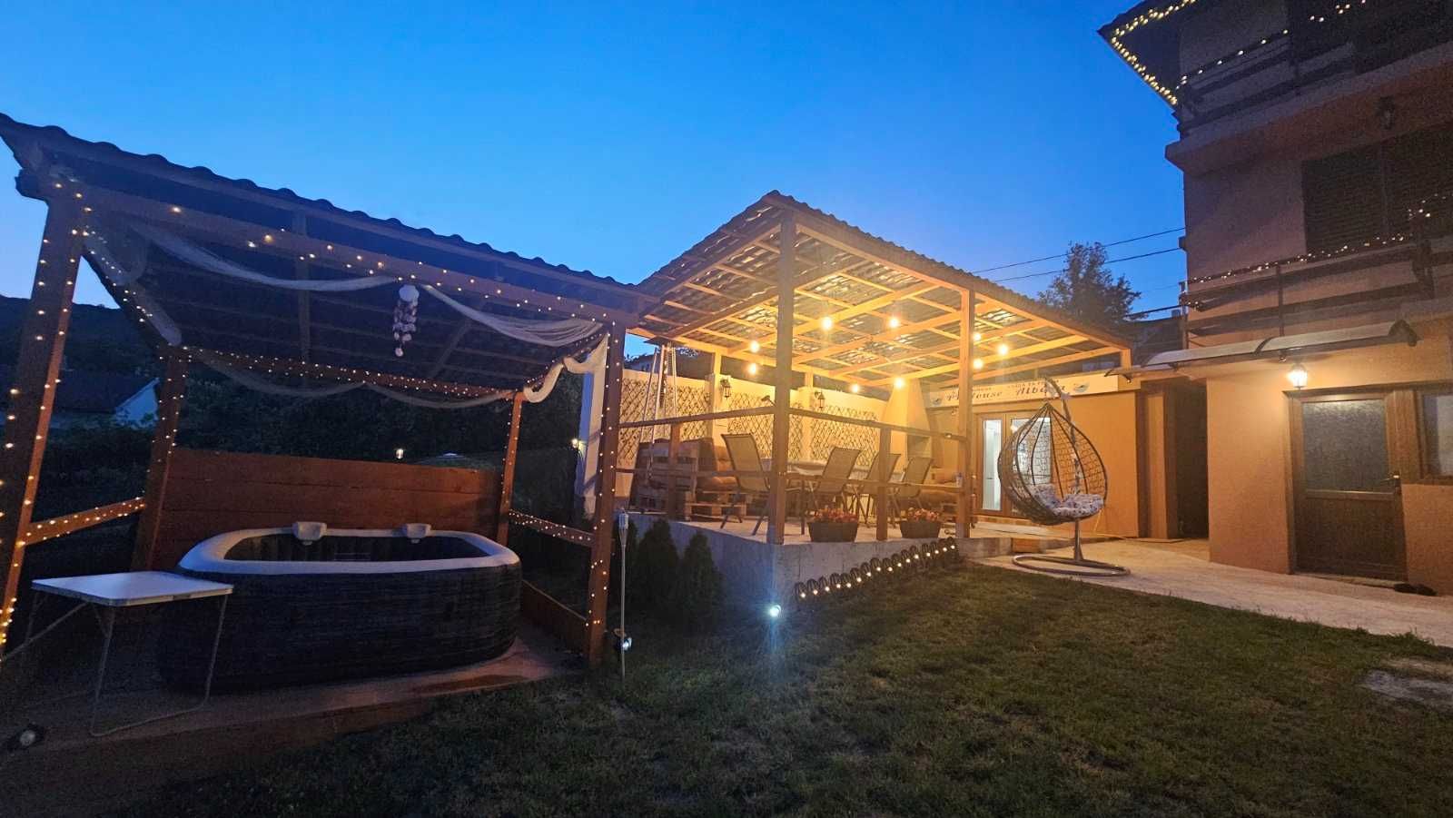 Къща за гости "Пи Ар Хаус" (на 500м. от к.к.Албена)