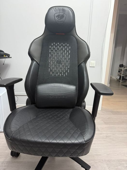 Продам игровое кресло срочно