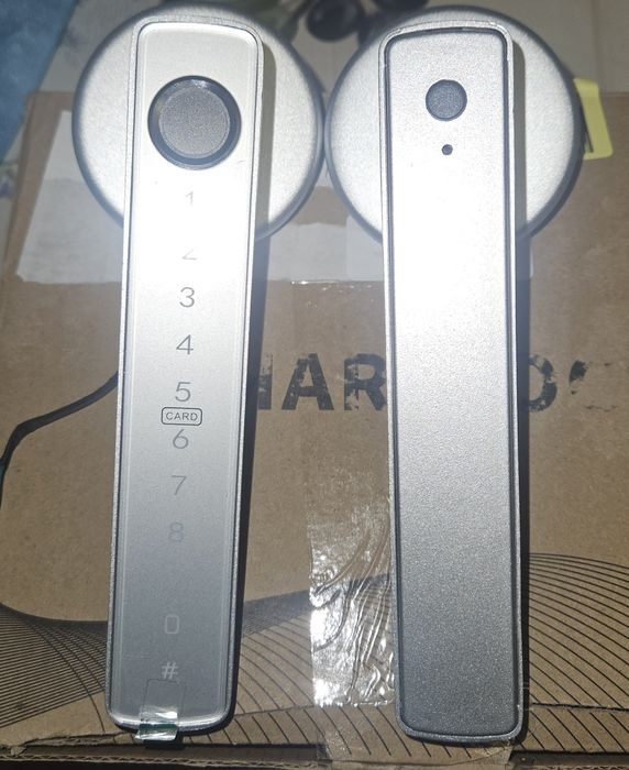 Clanță ușă smart