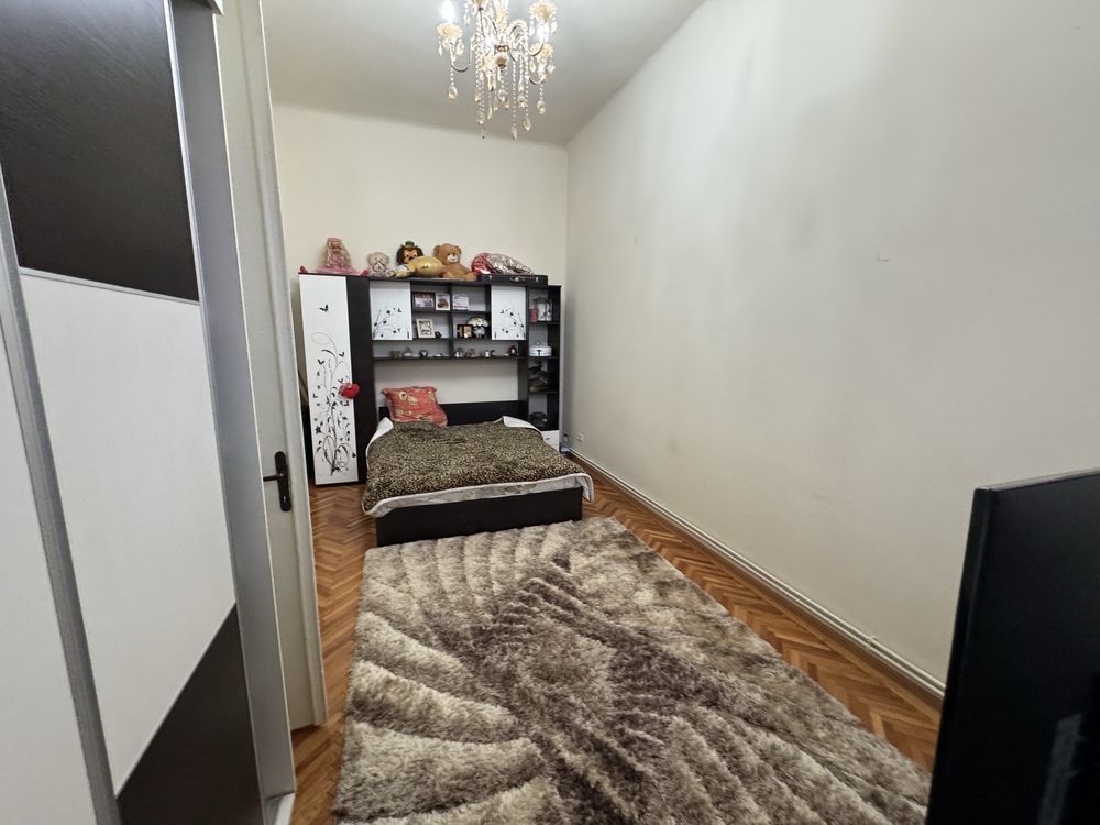 Apartament 2 camere, Piata Maria 82 mp, Curte privata, garaj, boxa