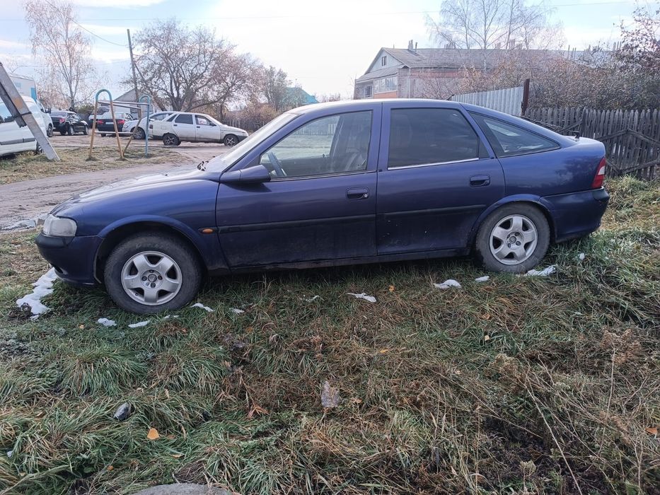 Продам Opel vector