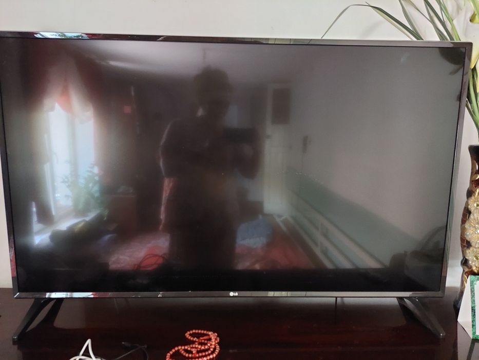 Телевизор LG новый